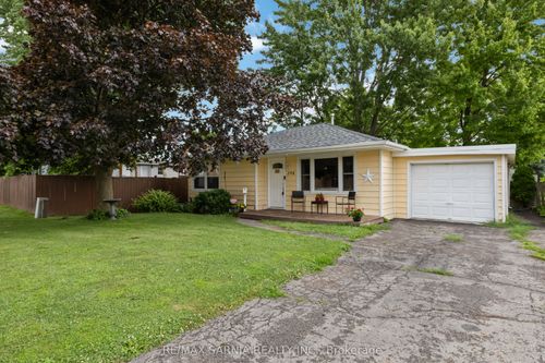 298 Lorne Ave, Wallaceburg, ON, N8A3Z2 | Card Image