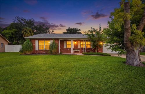 8403 S Flintrock Ct, TAMPA, FL, 33615-5502 | Card Image