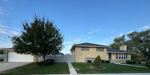 5501 Mulford St, Skokie, IL, 60077-2763 | Card Image