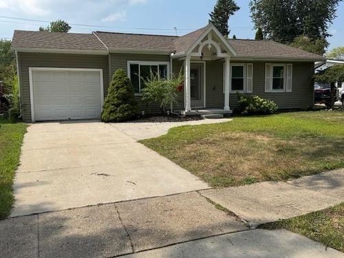 706 Garwood St, Mt. Pleasant, MI, 48858-3211 | Card Image