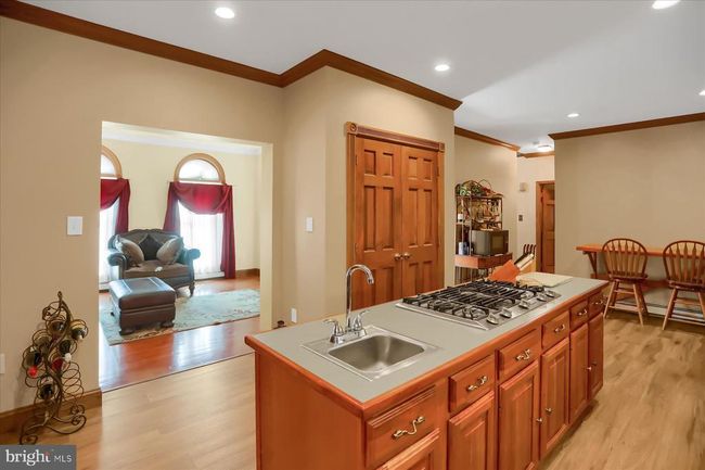 8812 S Susquehanna Trl, House other with 4 bedrooms, 3 bathrooms and null parking in Port Trevorton PA | Image 17