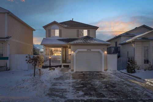 3790 Catalina Blvd Ne, Calgary, AB, T1Y6Y2 | Card Image