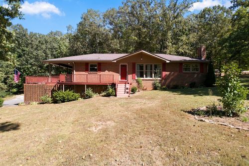 105 Baker St, Burns, TN, 37029-6026 | Card Image
