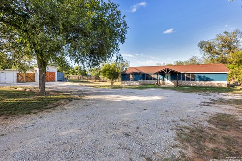14686 Stuart Rd, San Antonio, TX, 78223-9647 | Card Image