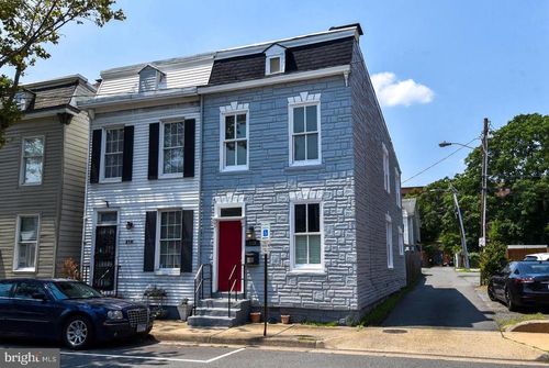 518 N Patrick St, ALEXANDRIA, VA, 22314-2243 | Card Image