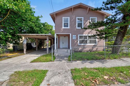 885 7th St, West Palm Beach, FL, 33401-3831 | Card Image