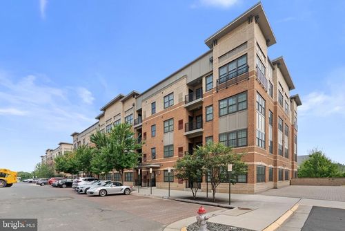 205-2905 Bleeker St, FAIRFAX, VA, 22031-1054 | Card Image