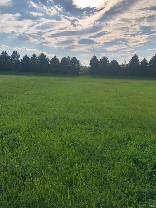 3055 Emerald Ct, Kokomo, IN, 46902-5674 | Card Image