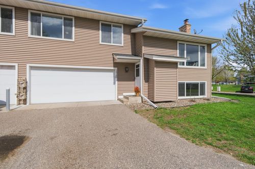 16163 Flagstaff Ct S, Rosemount, MN, 55068-1258 | Card Image