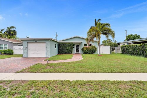 837 Nw 10th Ave, Dania Beach, FL, 33004-2345 | Card Image