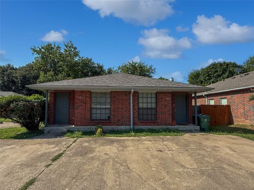 832 Mirabell Ct, Arlington, TX, 76015-2502 | Card Image