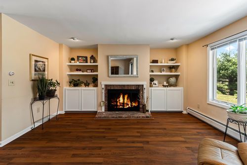 54-911 Dorset Street, South Burlington, VT, 05403 | Card Image