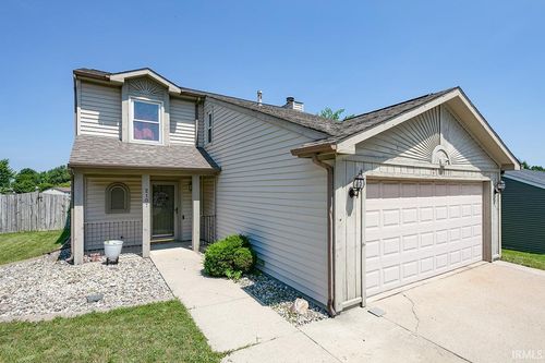 2107 Cortez Dr, Kendallville, IN, 46755-3008 | Card Image