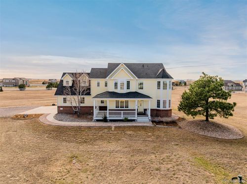 831 Kirby Ct, Watkins, CO, 80137-7701 | Card Image