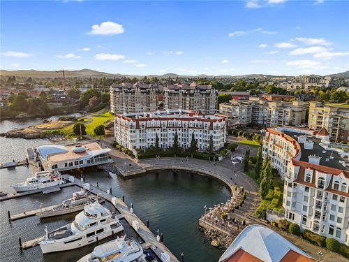 104-11 Cooperage Pl, Victoria, BC, V9A7J9 | Card Image