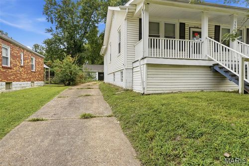 7546 Lynn Ave, University City, MO, 63130-1308 | Card Image