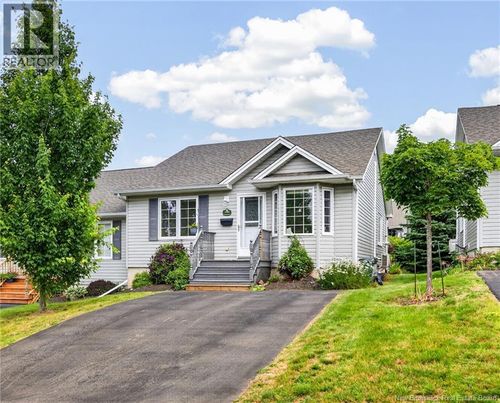144 Sanford St, Riverview, NB, E1B1H9 | Card Image
