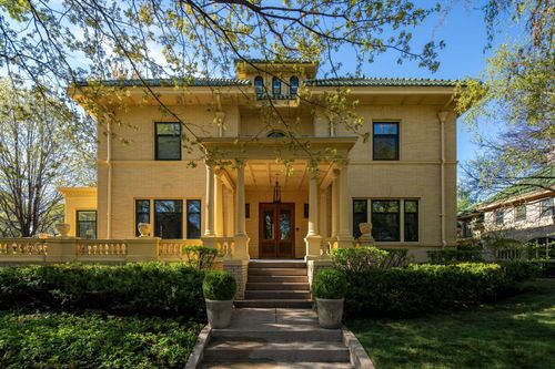 1005 Mount Curve Ave, Minneapolis, MN, 55403-1126 | Card Image