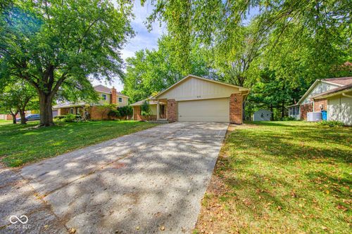 910 Summitcrest Dr, Indianapolis, IN, 46241-1731 | Card Image