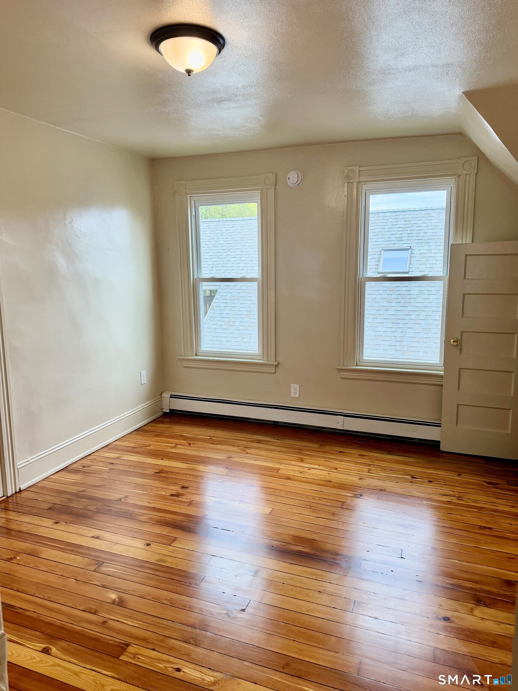 Residential Lease in New Britain 5