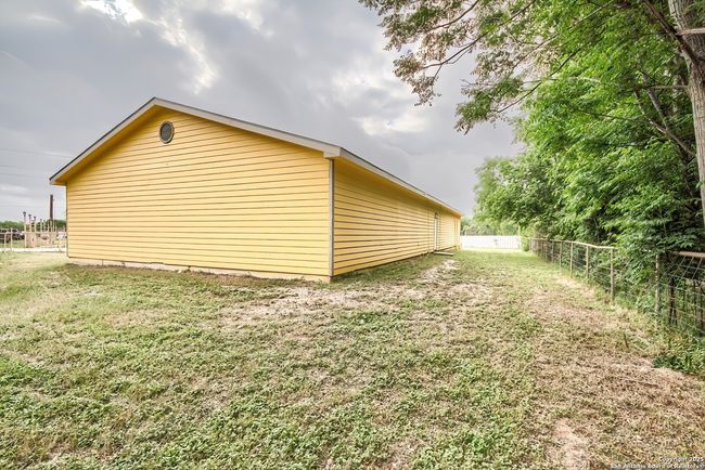 19015 K St, Home with 0 bedrooms, 0 bathrooms and null parking in Somerset TX | Image 23