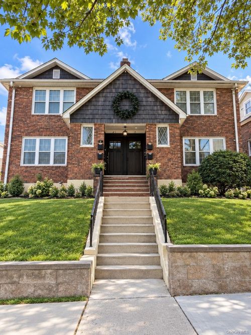 1-23 Holbernt Ct, Staten Island, NY, 10302-2629 | Card Image