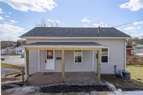 507 Mckissock St, De Soto, MO, 63020-1737 | Card Image