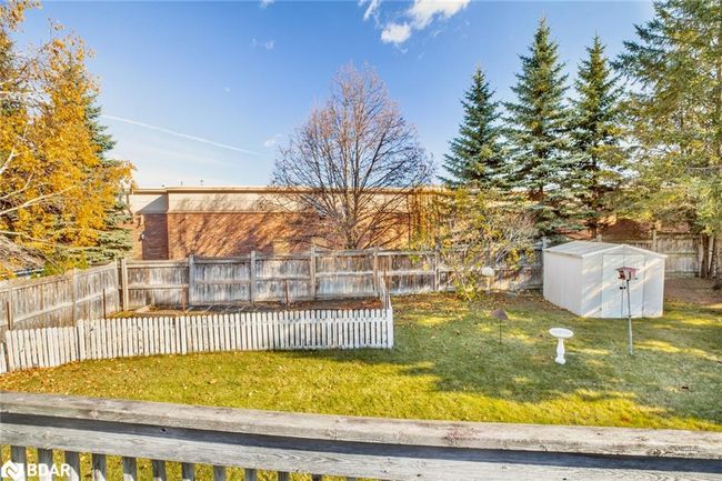17 Mayfair Dr, House other with 5 bedrooms, 2 bathrooms and 4 parking in Barrie ON | Image 36