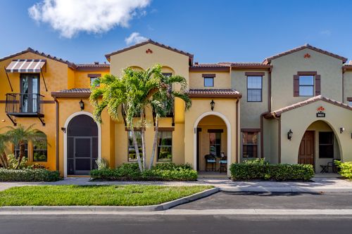 unit-4302-9051 Capistrano St N, Naples, FL, 34113-3392 | Card Image