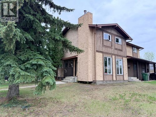 5701 31 St, Lloydminster, AB, T9V1W4 | Card Image