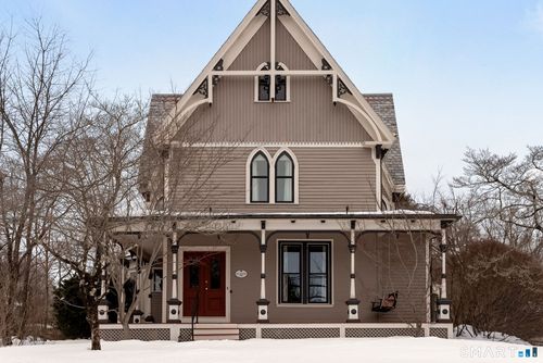 1542 Main Street, Glastonbury, CT, 06033 | Card Image