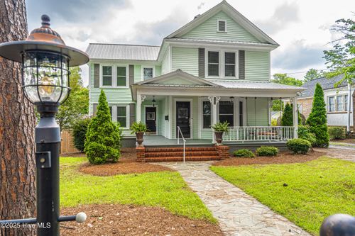 225 E Vermont Ave, Southern Pines, NC, 28387-5523 | Card Image