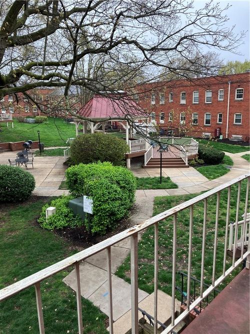 4-1305 E Abingdon Drive, Alexandria, VA, 22314 | Card Image
