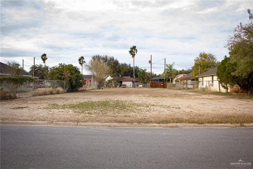 2018 Puerto Rico St, Weslaco, TX, 78596-9553 | Card Image