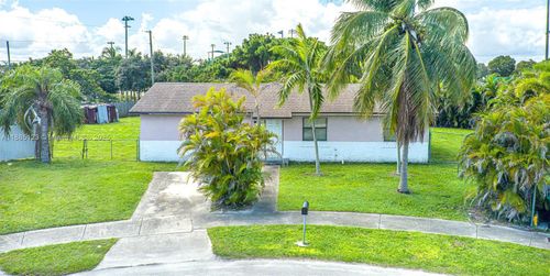 10274 Sw 169th Ter, Miami, FL, 33157-4224 | Card Image