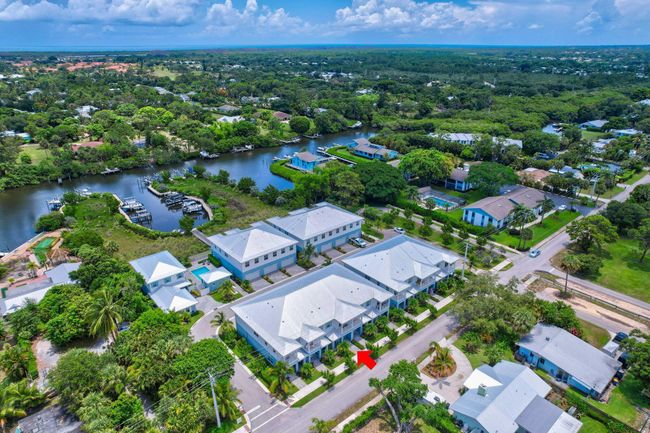 4662 Se Manatee Way, Condo with 3 bedrooms, 3 bathrooms and null parking in Stuart FL | Image 28