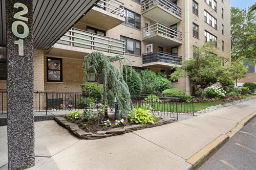 apt-1c-201 Saint Pauls Ave, Jersey City, NJ, 07306-3708 | Card Image