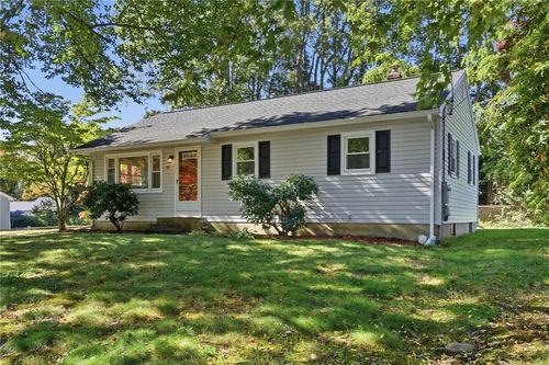 73 Pequot Trail, East Greenwich, RI, 02818 | Card Image