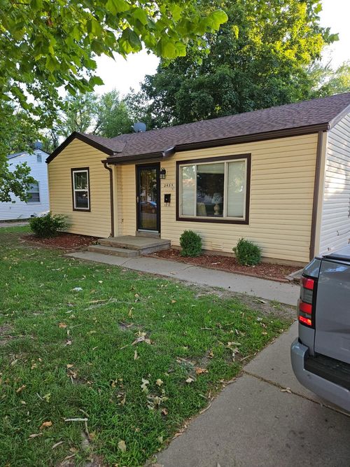 2455 S Bennett Ave, Wichita, KS, 67217-1805 | Card Image