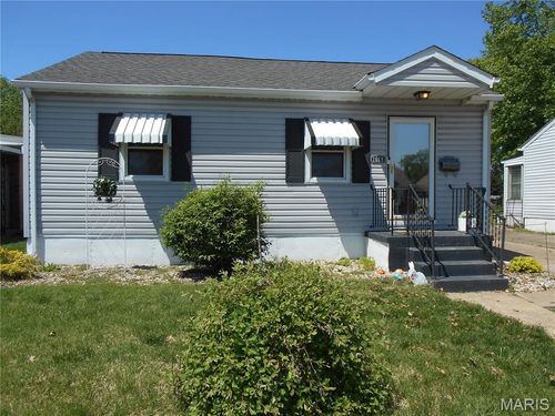 2669 Center St, Granite City, IL, 62040-3419 | Card Image
