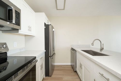 apt-504-3312 Northside Dr, Key West, FL, 33040-7924 | Card Image