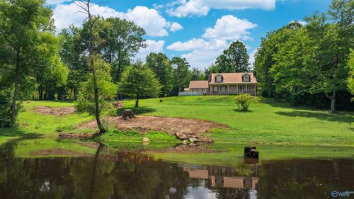 1512 Skyline Ave E, Fort Payne, AL, 35967-7469 | Card Image