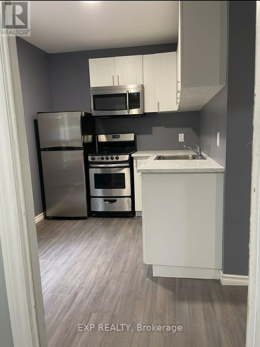 Residential Lease in Hamilton (Stinson) 4