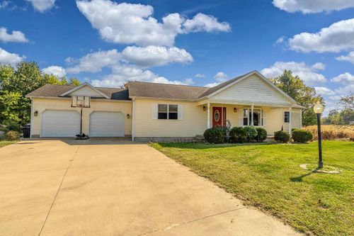 506 Insignia Dr Drive, Herrin, IL, 62948 | Card Image