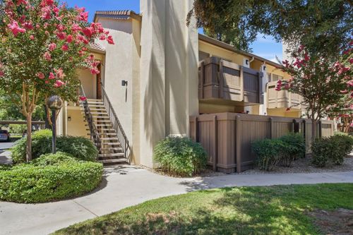 48-3700 Tully Rd, Modesto, CA, 95356-1031 | Card Image