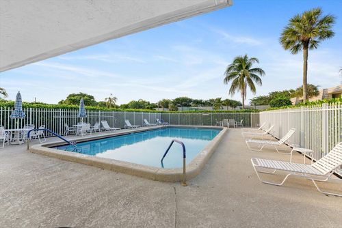 j102-1060 Homewood Blvd, Delray Beach, FL, 33445-5912 | Card Image
