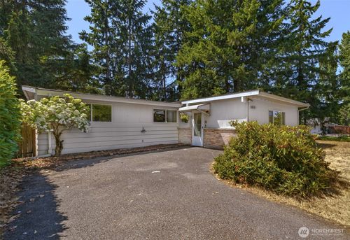 10818 108th St Sw, Tacoma, WA, 98498-1420 | Card Image