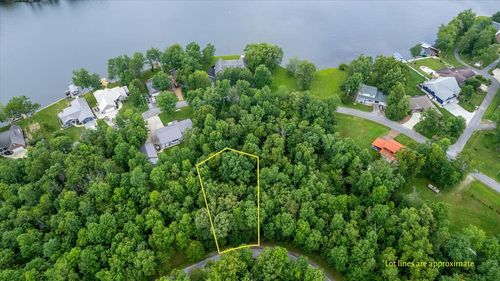 2016 Coweta Dr, Crossville, TN, 38572 | Card Image