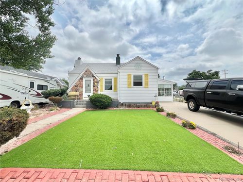 60 S 9th Ave, Brighton, CO, 80601-2203 | Card Image