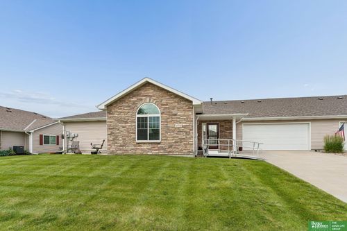 8706 N 160 Plaza, Bennington, NE, 68007 | Card Image